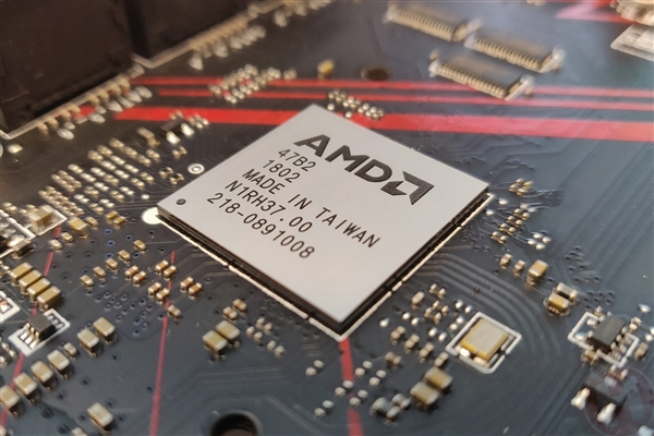 DDR5死贵 历史开倒车！DDR4主板真香啊 但有个坏消息