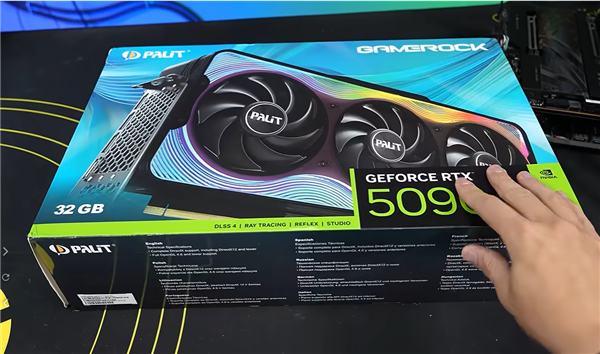 英伟达独占90%!Q2台式机显卡出货1250万块:AMD仅8%